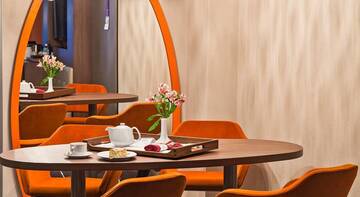 Полулюкс (для 2 взрослых) в Гостинице Mercure Тюмень Центр